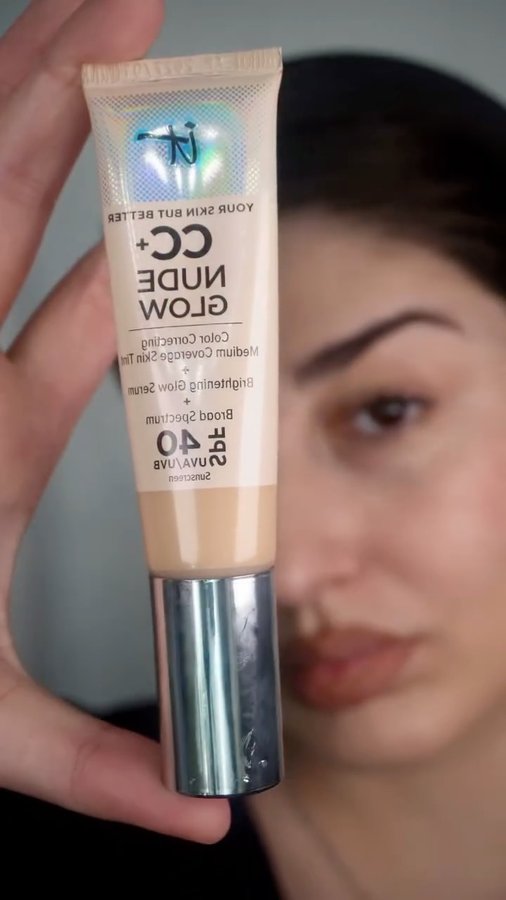 Instagram post by @aniichakhunashvili for IT Cosmetics. Caption reads: Your skin, but better — literally 💫
IT Cosmetics....