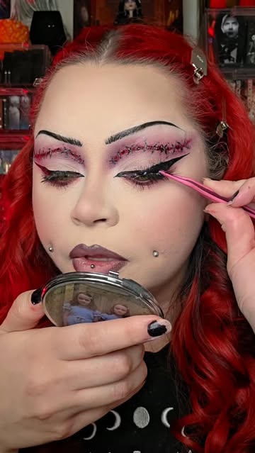 Instagram post by @sydneynicoleaddams for Morphe. Caption reads: [...] *products were gifted/PR 🩸 @morphebrushes....