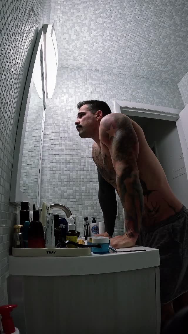 Instagram post by @brunofratus for NOW Foods. Caption reads: Norepinephrine and dopamine are key....