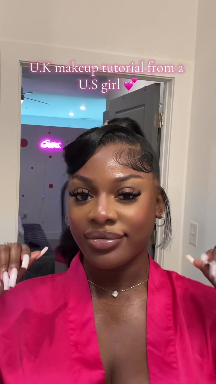 TikTok post by @kirahamarii for Laura Mercier. Caption reads: Grab some pink popcorn💕🍿 CLASS IS IN SESSION ✨!!....