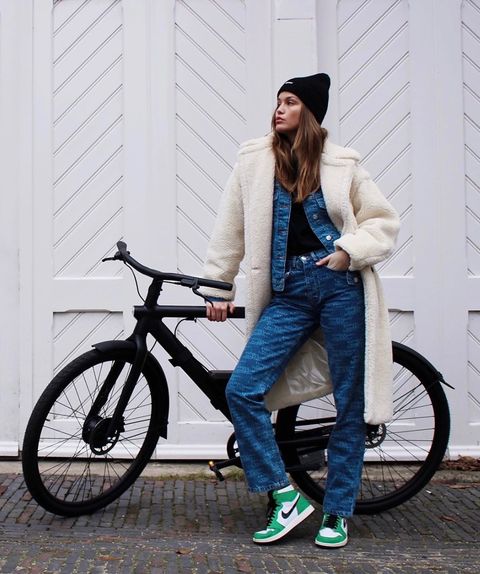 Instagram post by @lunabijl for VanMoof. Caption reads: When I grew up I had to bike 40 kilometers....