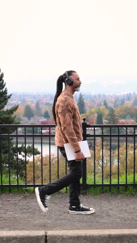 Instagram post by @cordelorr for Wacom. Caption reads: Fine artist and comic book illustrator @cordelorr....