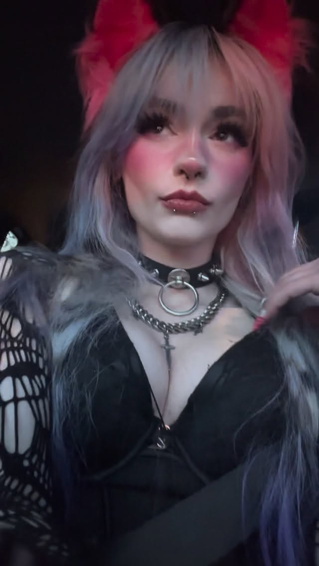 Instagram post by @hey.its.yammy for Statement Collective. Caption reads: [...] cuban chain necklace - gifted by....