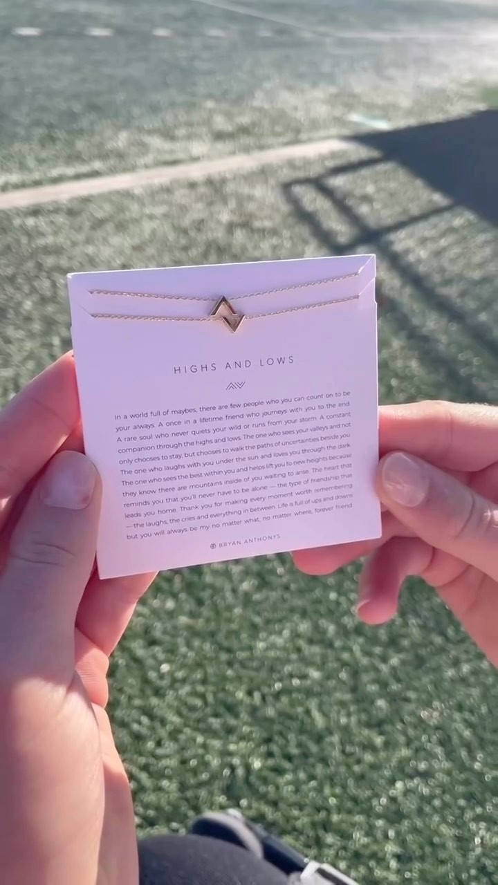 Instagram post by @kristen_shanahan for Bryan Anthonys. Caption reads: [...] The Highs & Lows Necklace Set from....