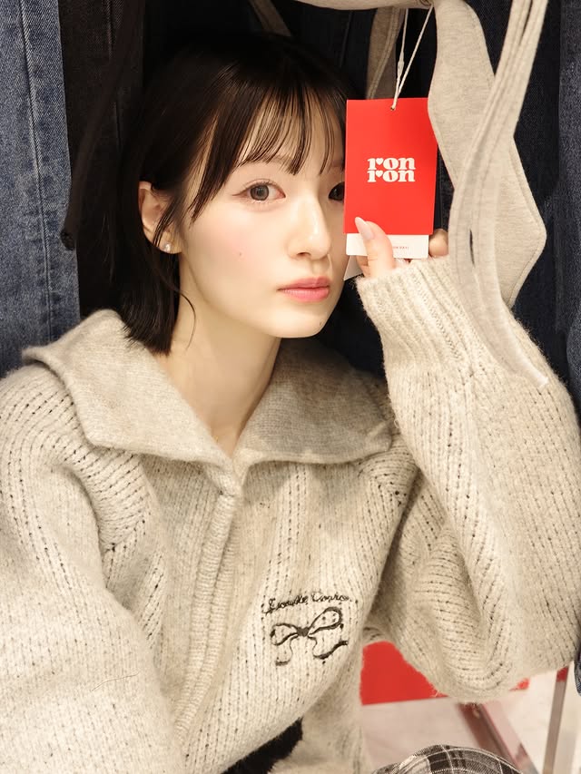 Instagram post by @minami_itohara for MUSINSA. Caption reads: 𝗠𝗨𝗦𝗜𝗡𝗦𝗔 𝗕𝗥𝗔𝗡𝗗 𝗪𝗘𝗘𝗞 𝗣𝗢𝗣-𝗨𝗣....