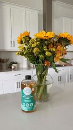 Instagram post by @cass.spinelli for Buff City Soap. Caption reads: [...] smell amazing? Yes please!👏🏼🧺....