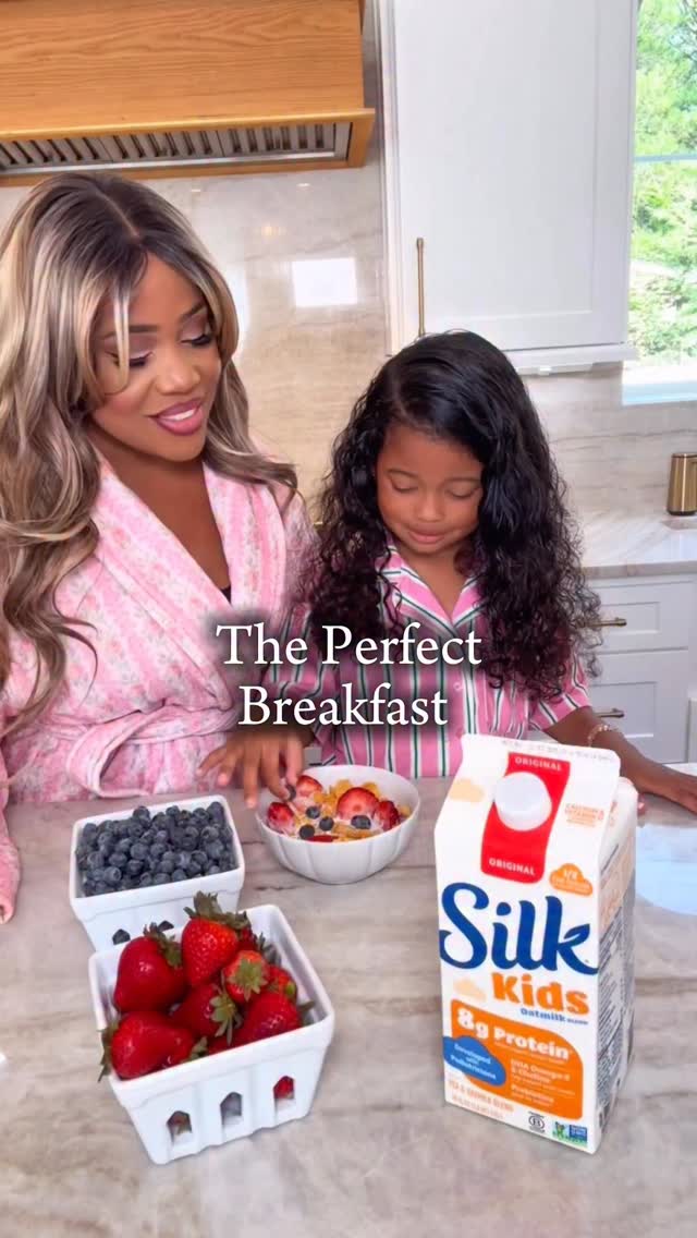 Instagram post by @makeitwithmicah for Silk. Caption reads: #SilkPartner This Back to School season, be sure....