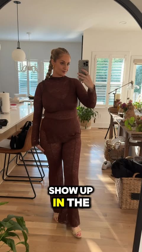 Instagram post by @sayyes2thefresh for ZOZOFIT. Caption reads: [...] track progress ✨ being prepared And....