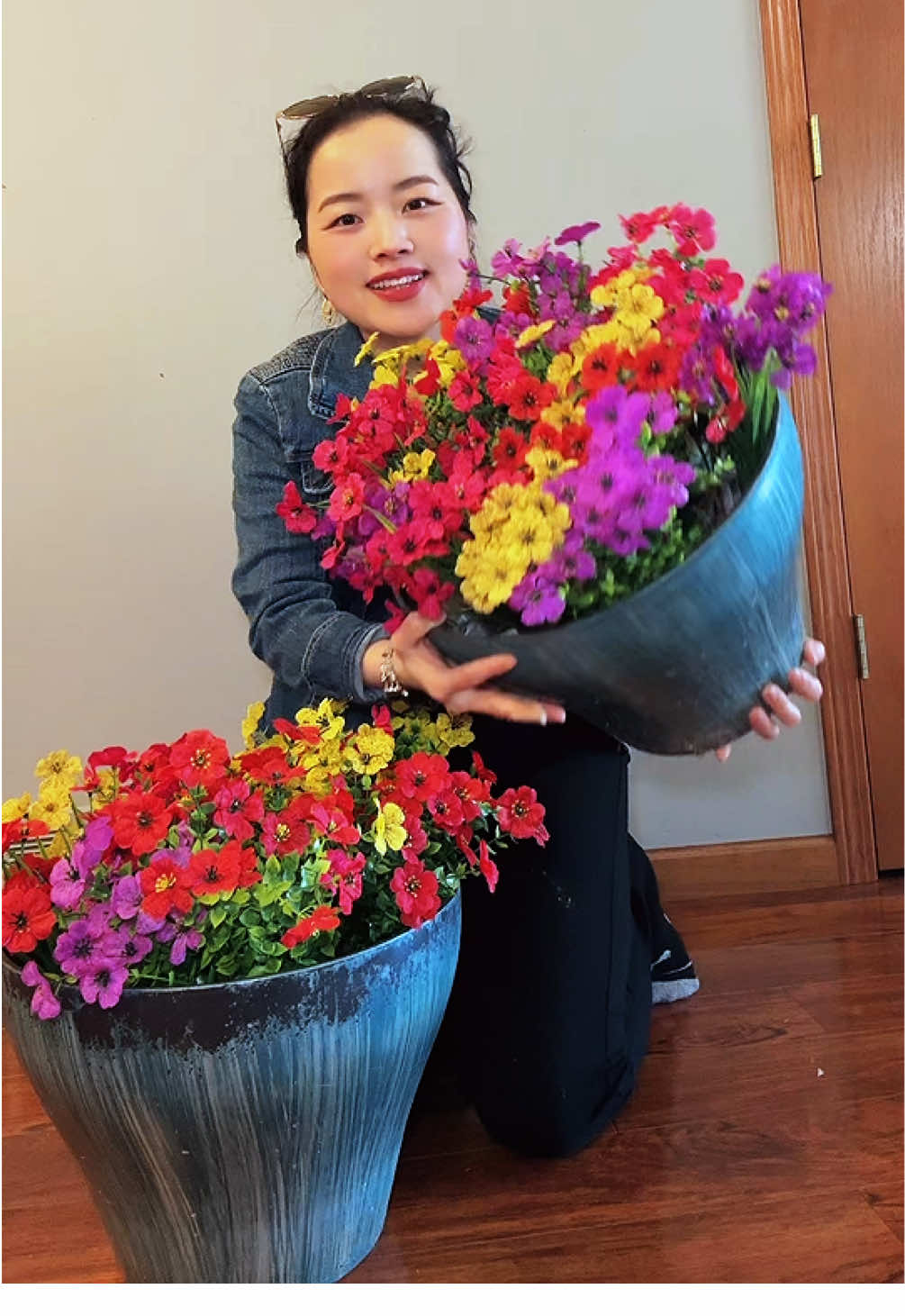 TikTok post by @pzlifestyle1 for Shareconn. Caption reads: SHareconn 12/24 Bundles Artificial Flowers, UV....