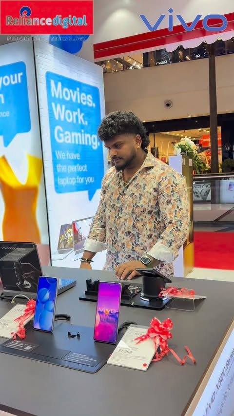 Instagram post by @karab_chandu for Reliance Digital. Caption reads: [...] Upgrade to a vivo smartphone at Reliance....