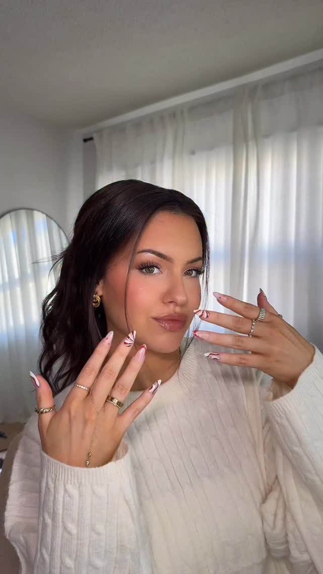 Instagram post by @nicoleebennett_ for Sally Hansen. Caption reads: If you’re feeling inspired, grab your own Nail....