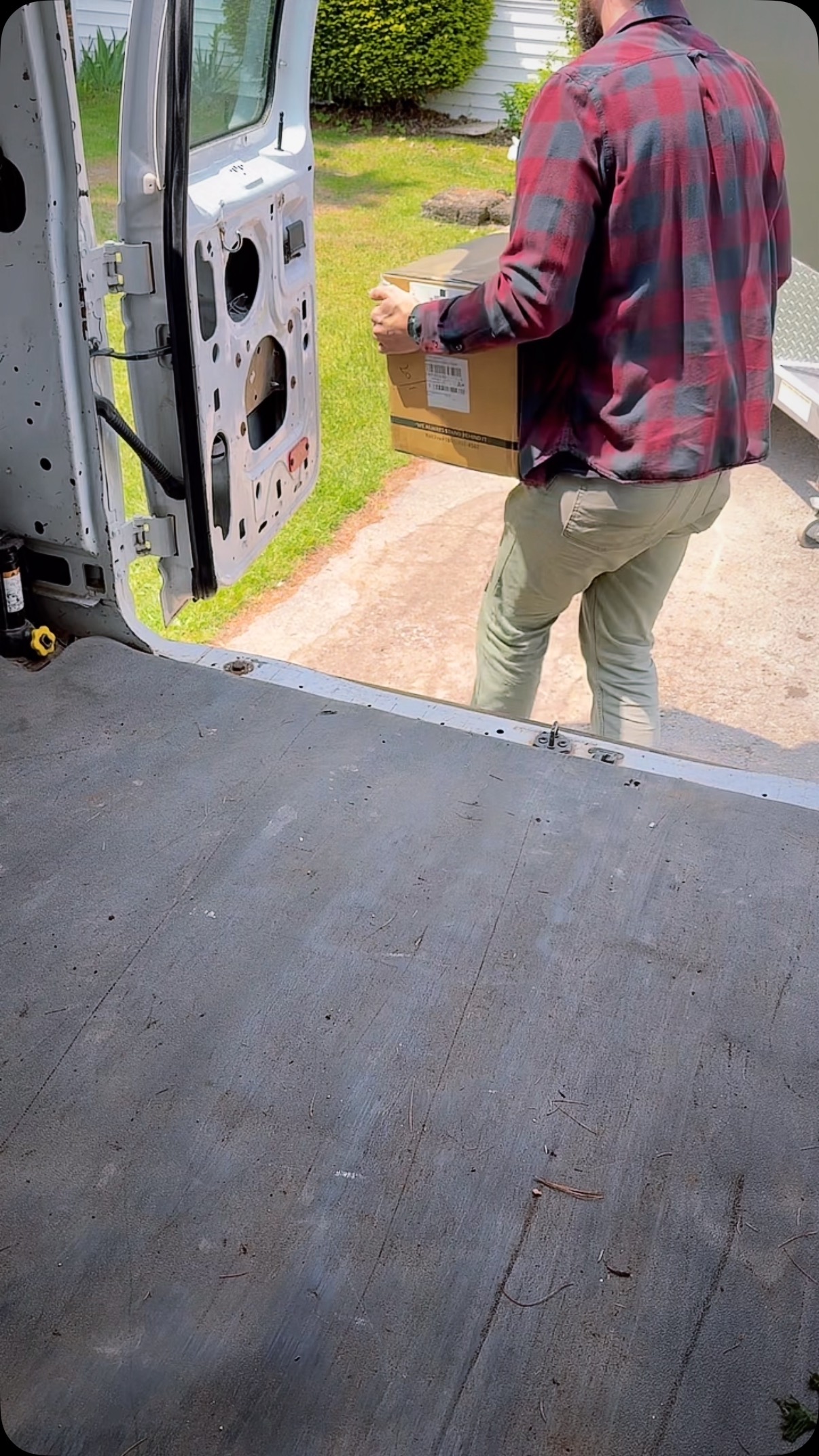 Instagram post by @realcameronsault for YesWelder. Caption reads: Thank you for sponsoring! @yeswelder.