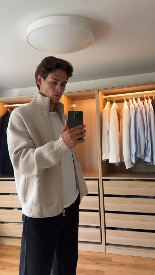 Instagram post by @viktorwidlund1 for KICKS. Caption reads: Styling 2 outfits that match with my new....