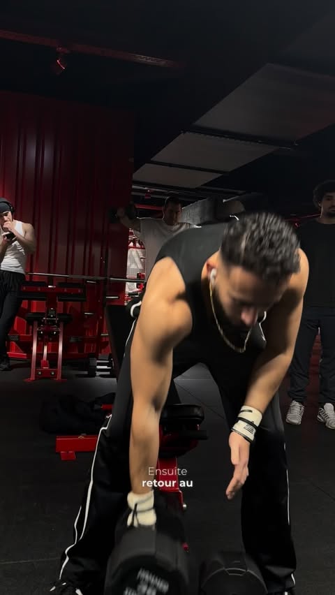 Instagram post by @the_french_osteopath for MyProtein. Caption reads: Code "OSTEO" chez @myproteinfr #osteopathy....