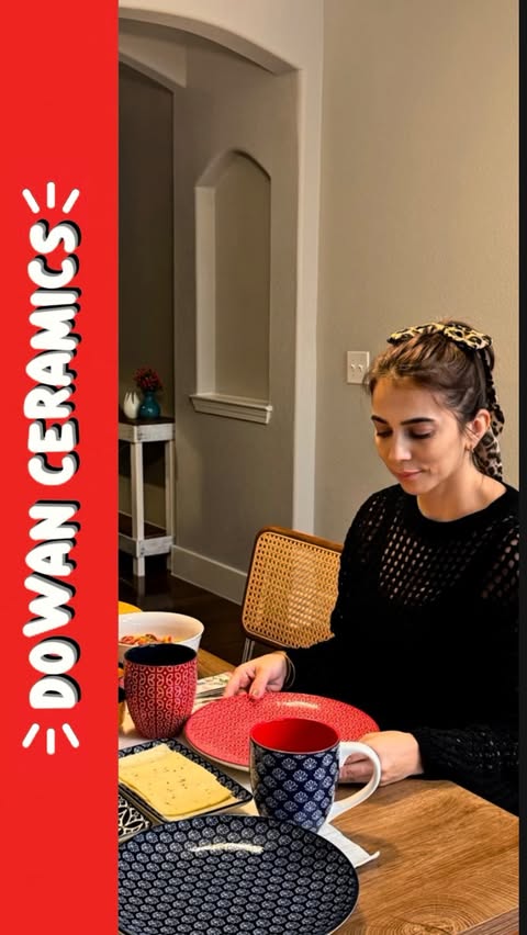 Instagram post by @seldasahn for Dowan. Caption reads: [...] setup ☕🍓
These beautiful pieces from....