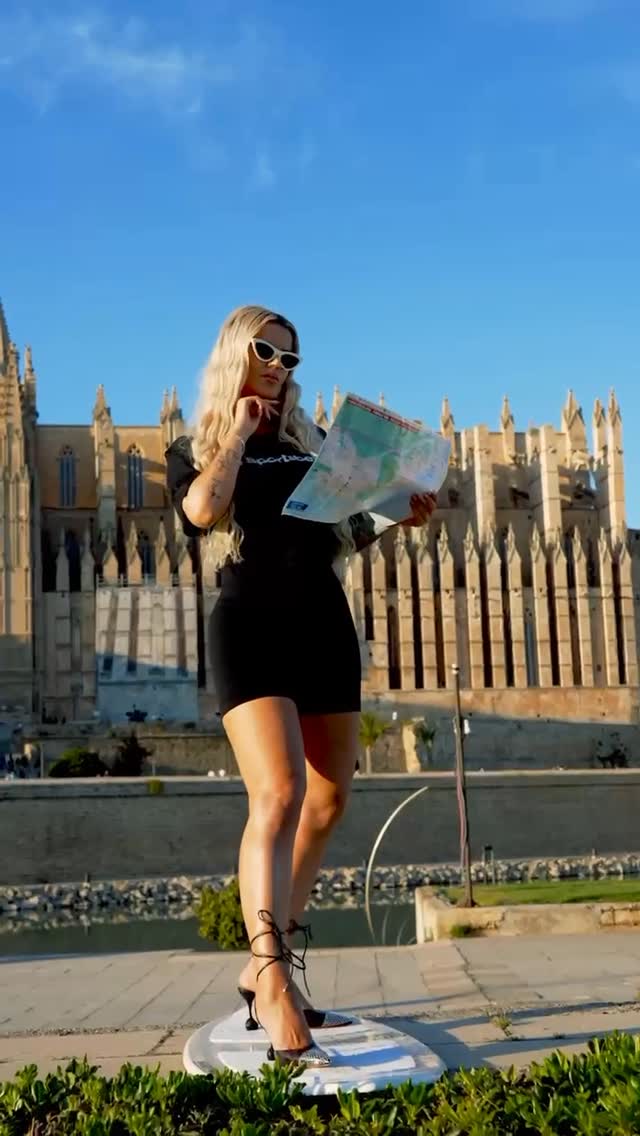 Instagram post by @boss_baby001k for Sportsbet.io. Caption reads: [...] in Mallorca this time 😅
Thanks to....