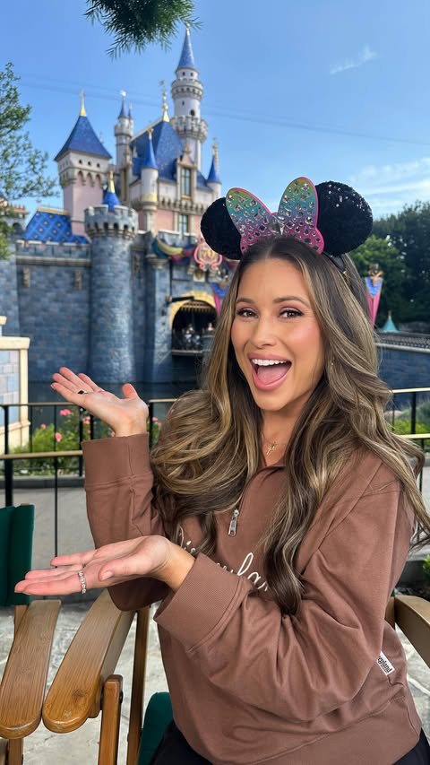 Instagram post by @realniasanchez for Disneyland. Caption reads: [...] #HostedByDisney #DreamsComeTrue @disneyland....