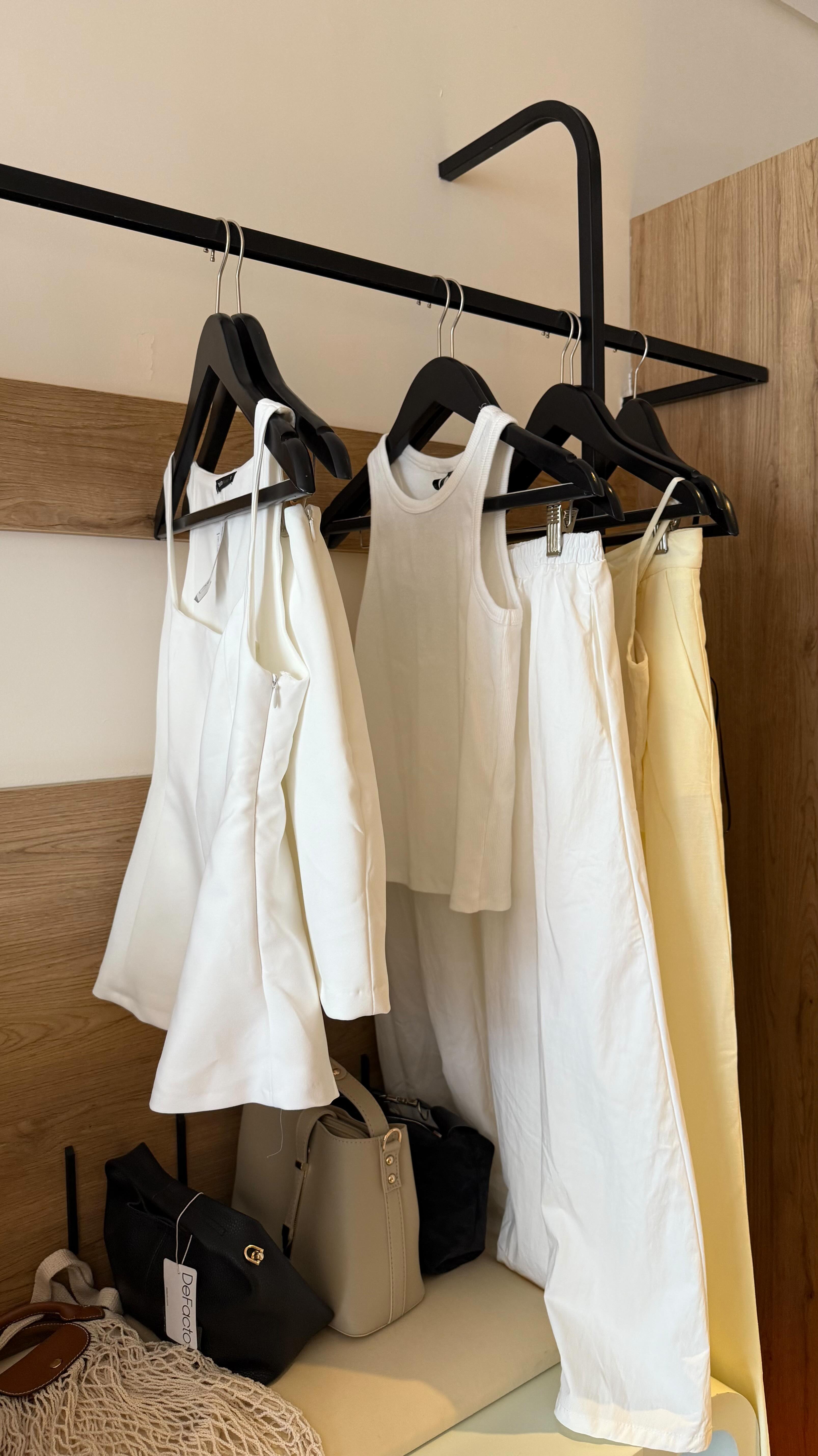 Instagram post by @mernaacherif for SorelleUK. Caption reads: in @sorelleuk.