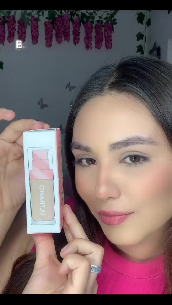 TikTok post by @fabichavez00 for Ultramo. Caption reads: #ultramo #buenfinentiktokshop [...].