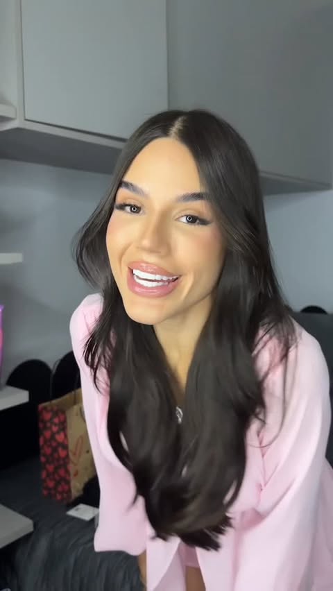 Instagram post by @brunacoelho___ for BOLD SNACKS. Caption reads: RECEBIDOS 🛍️
@boldsnacks cupom: BRUCOELHO....