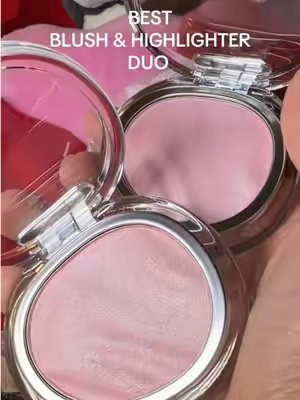 TikTok post by @lifewithyaaya for JOOCYEE US. Caption reads: This blush is EVERYTHING 🤩✨ #JOOCYEE @JOOCYEE US.