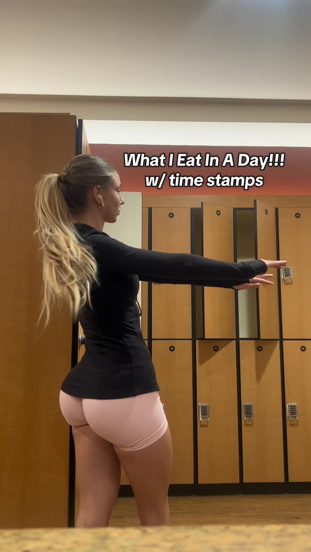 Instagram post by @s.a.v.an.na.h for Slate Milk. Caption reads: [...] eat in a Day!🍋🥥🍳🥩

#whatieatinaday....