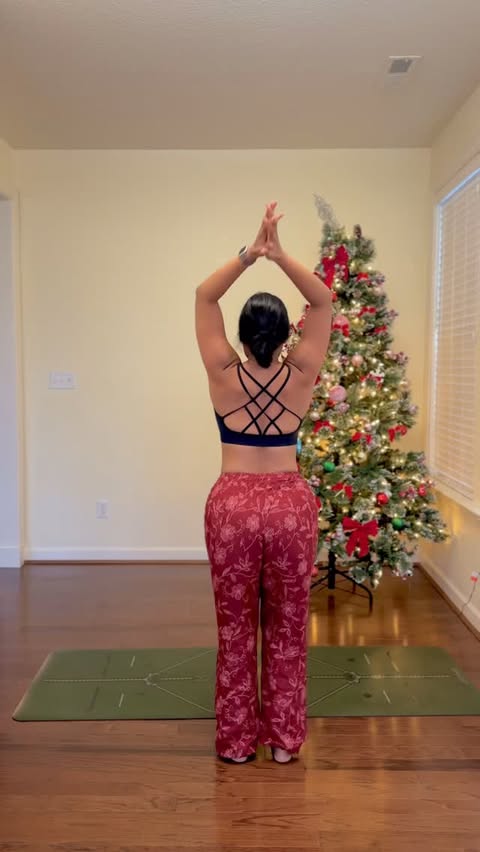 Instagram post by @irosenav for Boho Pants. Caption reads: [...] 
@zuzkayoga

Sponsor @bohopants

#yoga #yog.