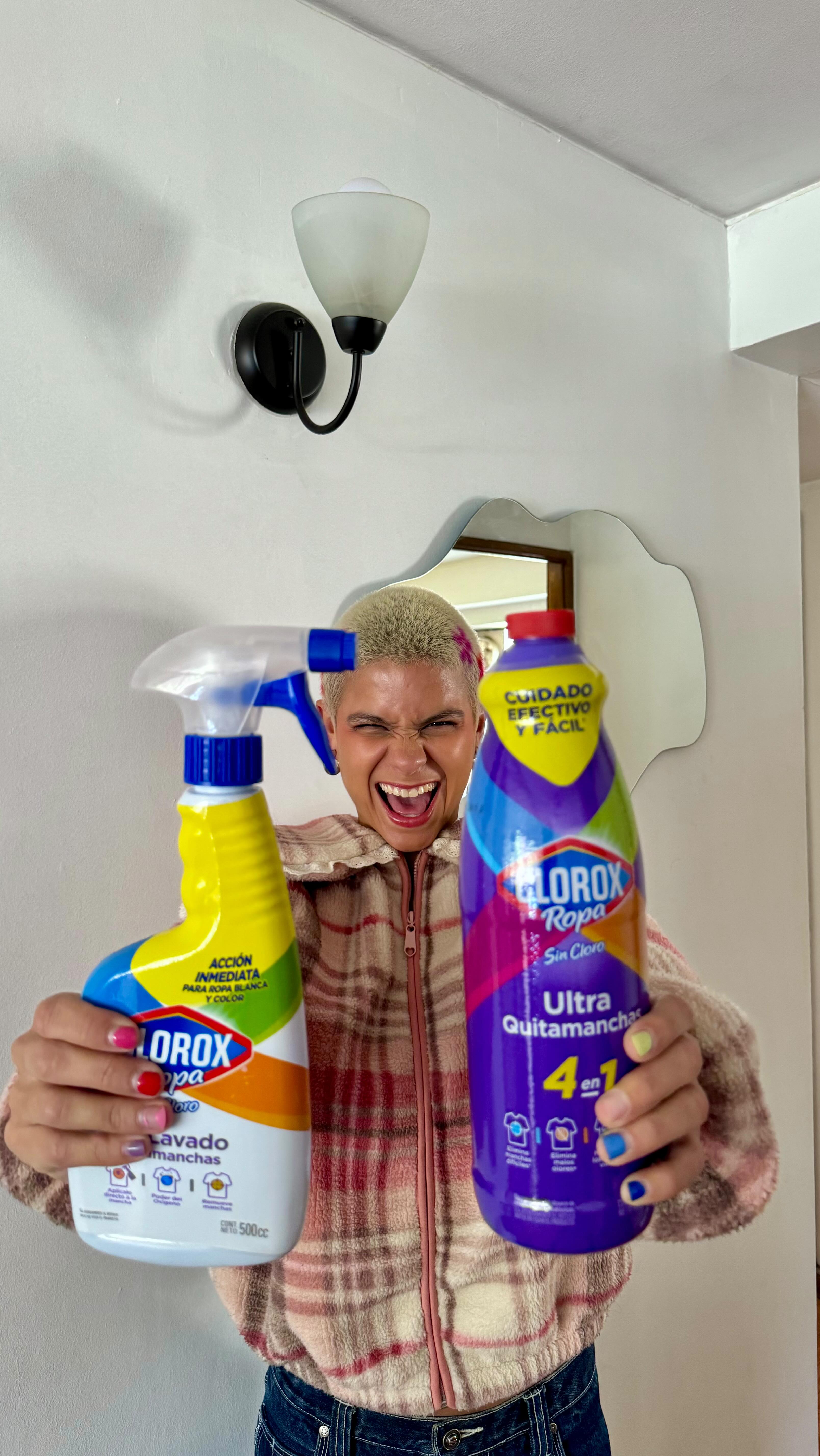 Instagram post by @turbangirll for Clorox. Caption reads: Soy una outfit repeater a mucha honra, pero para....