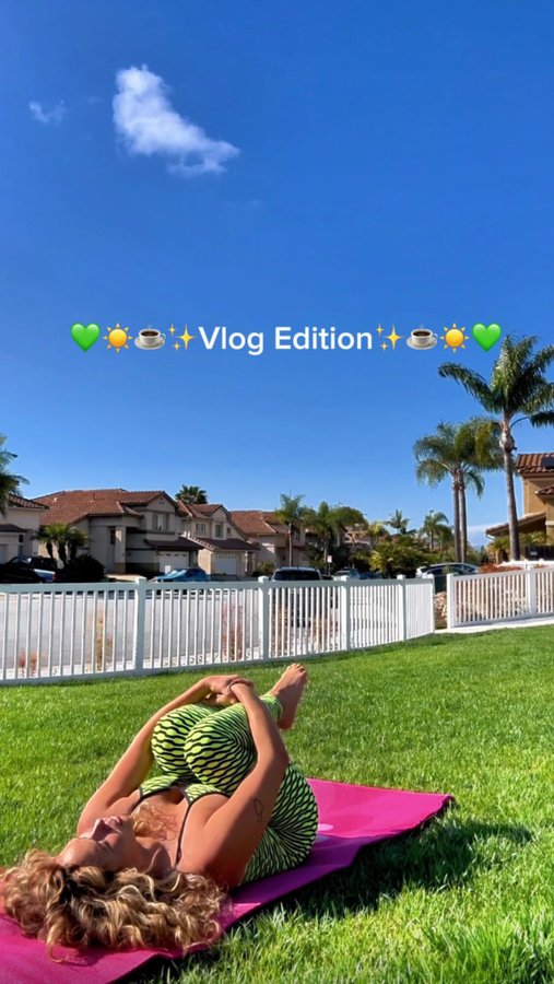 Instagram post by @liondebby.ugc for Doc & Glo. Caption reads: How did you wake up today?

Sometimes all you need....