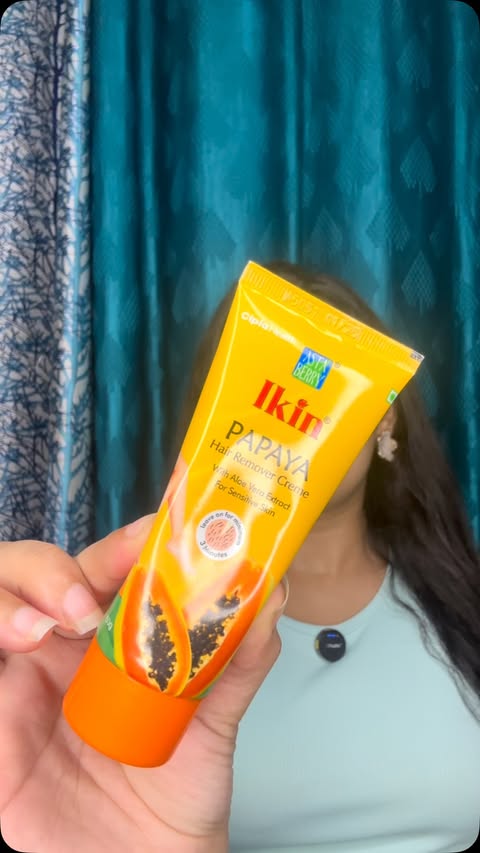 Instagram post by @ishikagoel5663 for Astaberry. Caption reads: [...] hello to my new hair removal hack with....