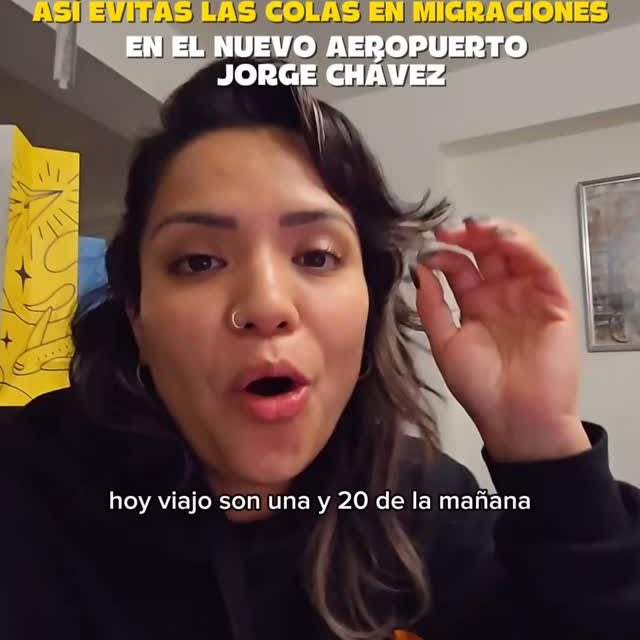 Instagram post by @fatima_sotoma for Holafly. Caption reads: Con este hack, te evitarás las colas en el nuevo....