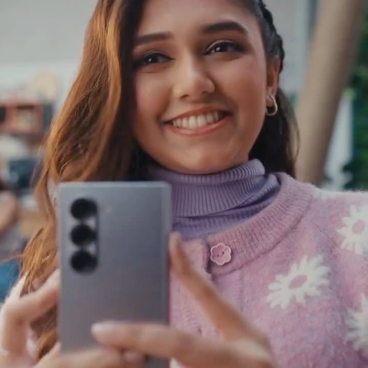 Instagram post by @saumya.shetye for Qualcomm. Caption reads: My new ad for @qualcomm @snapdragon_in ✨

with the....