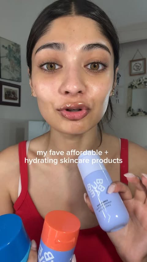 Instagram post by @maham.mlk for Bubble. Caption reads: [...] my skin hydrated this winter like @bubble <3....