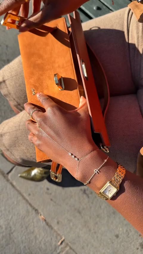 Instagram post by @riri.grahamm for Fossil. Caption reads: [...] 🤍 Marking them in time with @Fossil.....