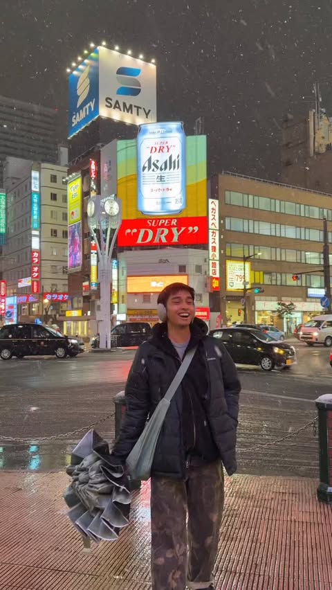 Instagram post by @andrercarrillo for Wise. Caption reads: Don’t go to Japan before doing these five things!....