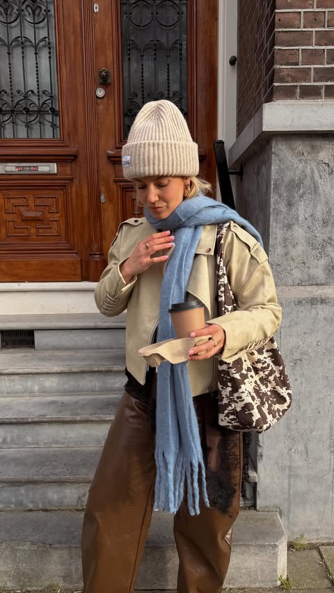 Instagram post by @lisahoogendoorn for LOAVIES. Caption reads: outfit by @loavies | gifted ❄️🎀 #girlsgoneloavies....