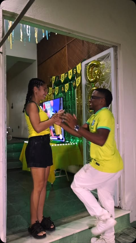 Instagram post by @biah_azz for Stanley 1913. Caption reads: [...] se preparando para os jogos? 🇧🇷💛....