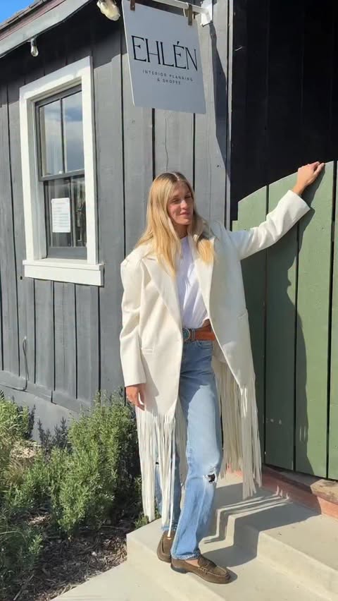 Instagram post by @cortezhelene for Spoonflower. Caption reads: It’s about time for a New Years home refresh. One....