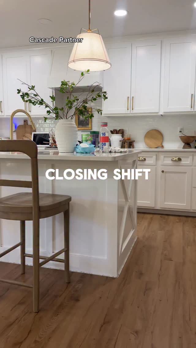 Instagram post by @mykawise for Cascade. Caption reads: A combo that makes my closing shift easier!? Say....