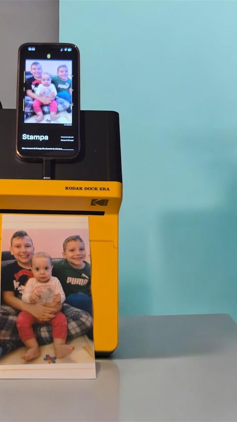 Instagram post by @assu_g_ for Kodak Photo Printer. Caption reads: #pubblicita @kodakphotoprinter_it “𝖨𝗇 𝗈𝗀𝗇𝗂....