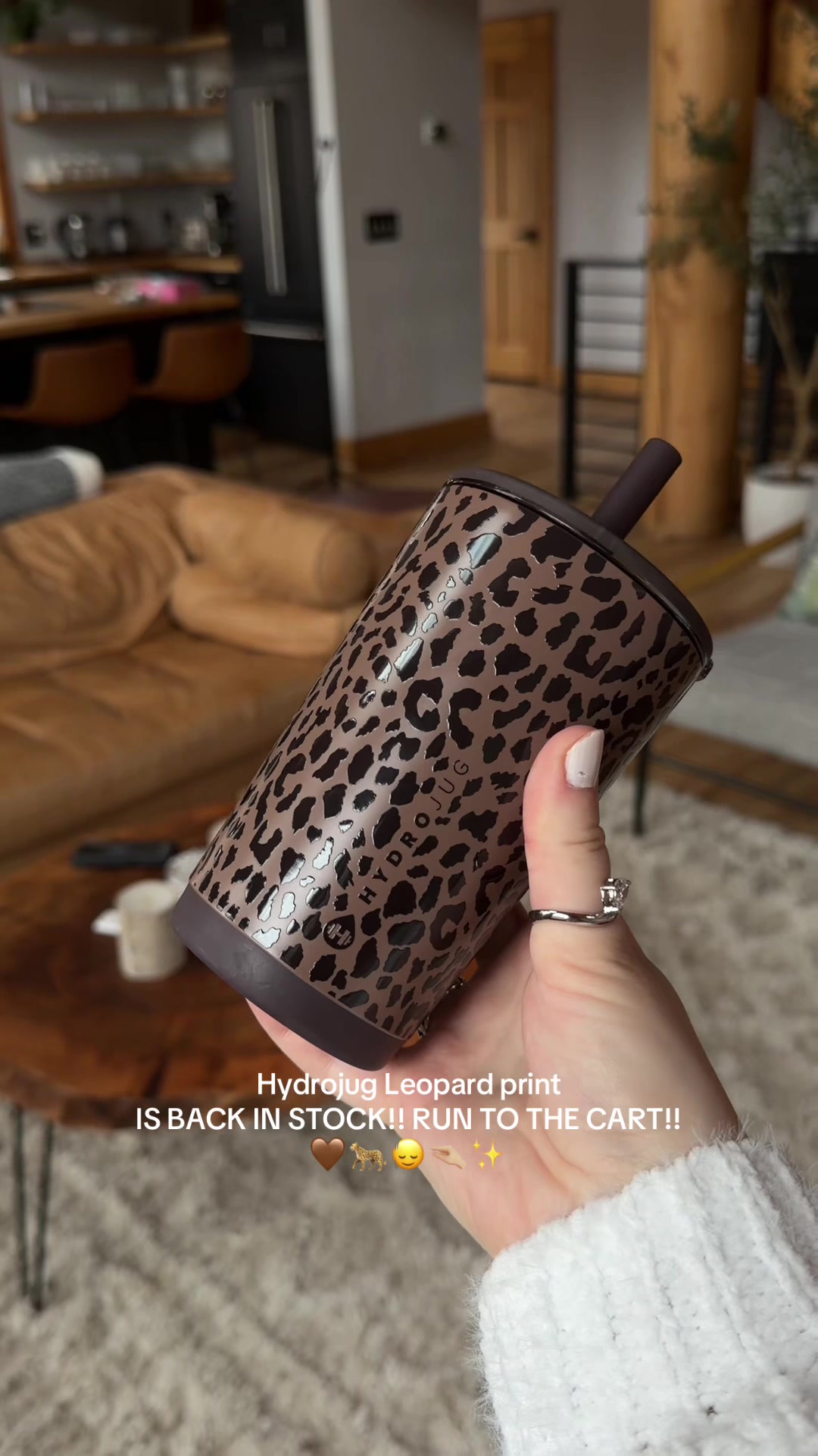 TikTok post by @findsbynatty for HYDROJUG. Caption reads: 🧡🛒🤩 the best tumbler from Hydrojug!!! #hydrojug....