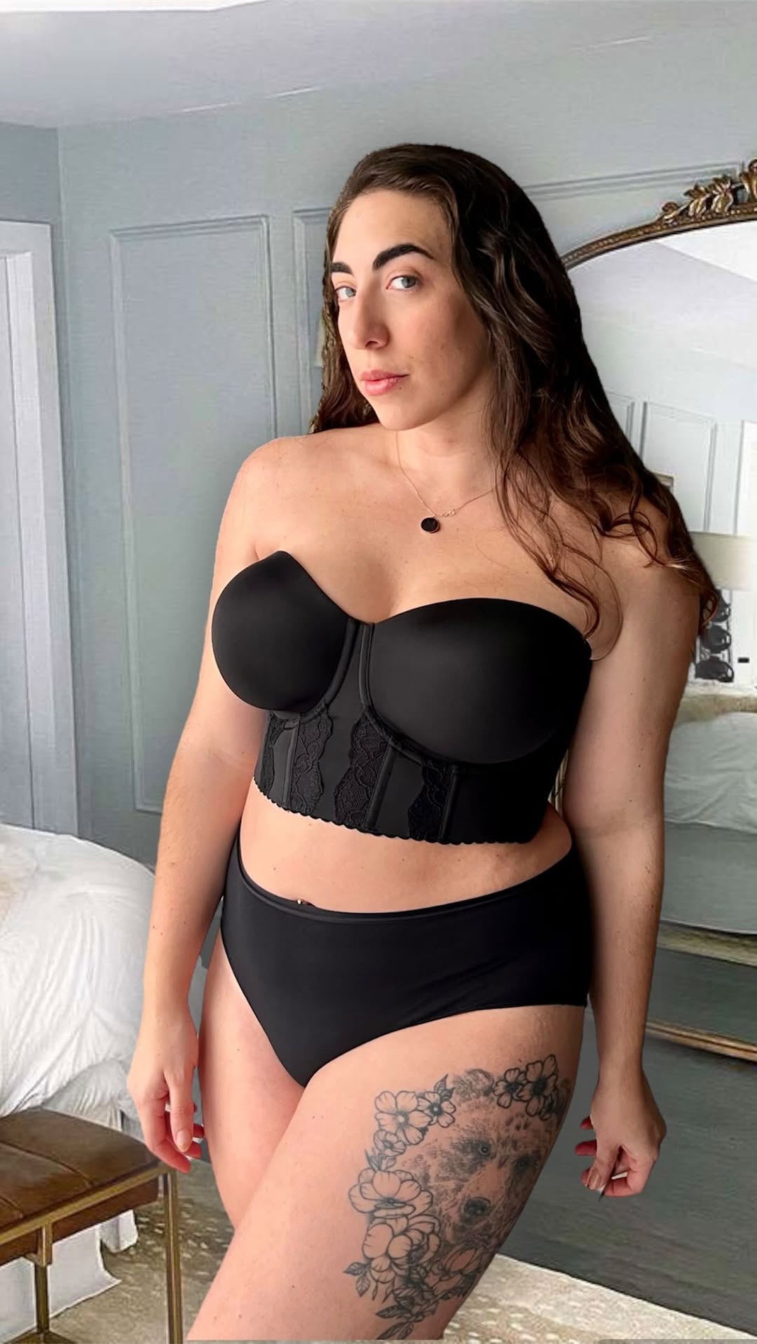Instagram post by @samplesfantx for PARFAIT Lingerie. Caption reads: [...] SAMPLESFANTX20OFF. Link in bio!....