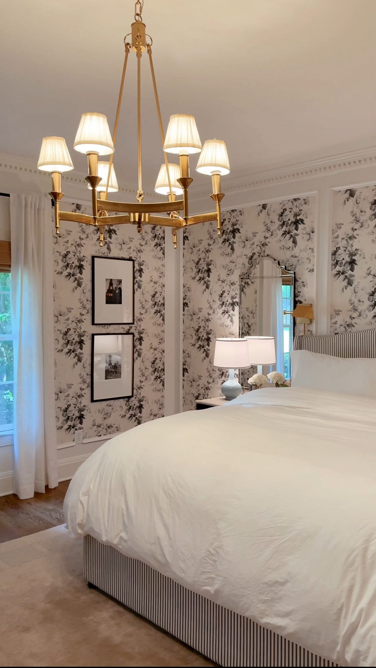 Instagram post by @annawpage for Coop Sleep Goods. Caption reads: Bed Making 101 ✏️ Class is in session! 

The first....