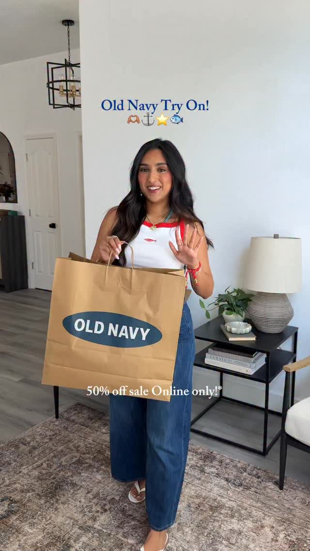 Instagram post by @juliaelisa._ for Old Navy. Caption reads: Get 50% off everything online at @oldnavy during....