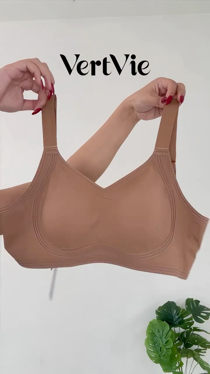 Instagram post by @maggie_tamm_ for VertVie. Caption reads: ✨ Comfort meets style ✨
First up: the Cross-back....