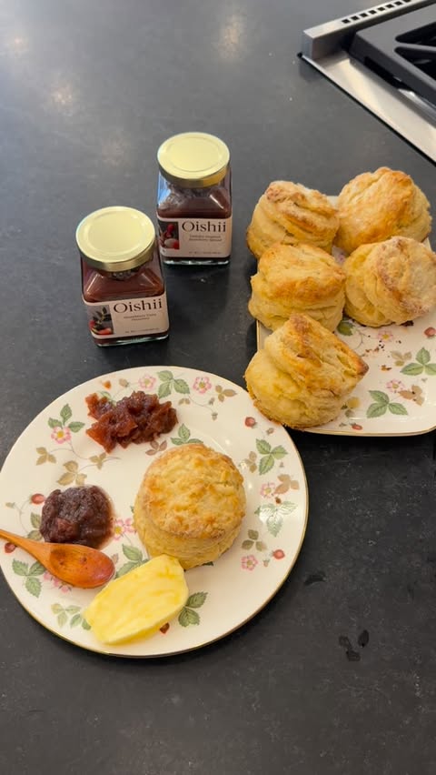 Instagram post by @carmeninthegarden for Oishii. Caption reads: Taste-testing Oishii’s new limited-edition....