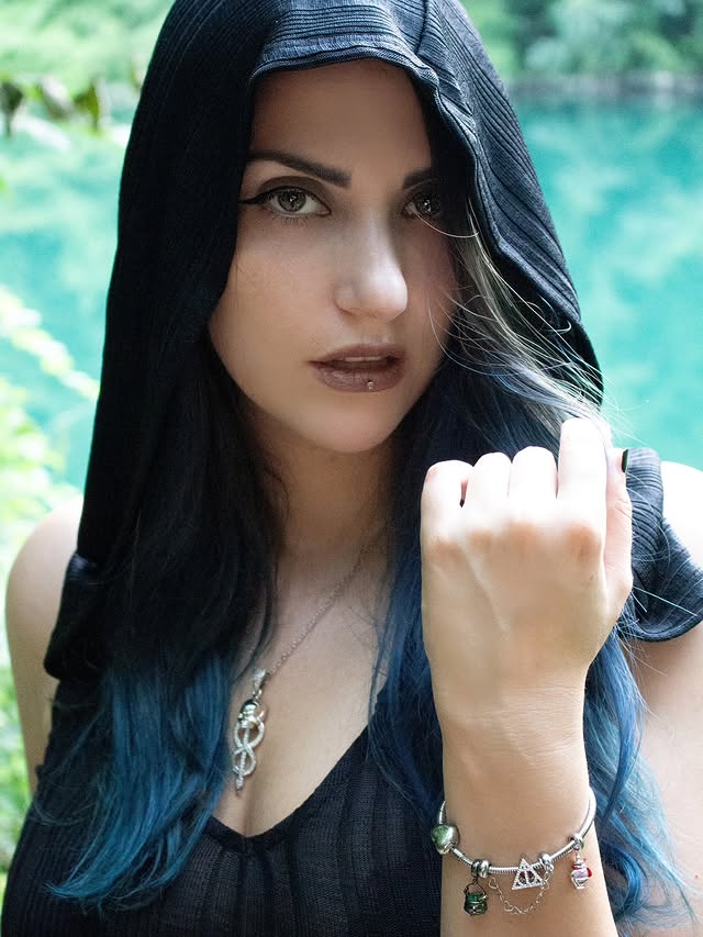 Instagram post by @angelineva_ for Gnoce Jewelry. Caption reads: [...] ◾Dress @killstar . . . . . #gnoce....
