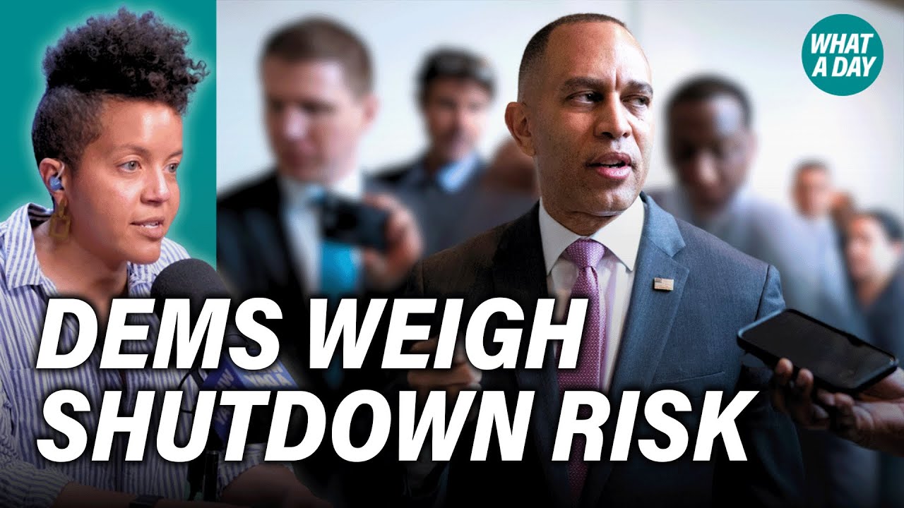 YouTube post by @whatadaypodcast for Magic Spoon. Caption reads: [...] DEALS FROM OUR SPONSORS: 
MAGIC SPOON: [...].