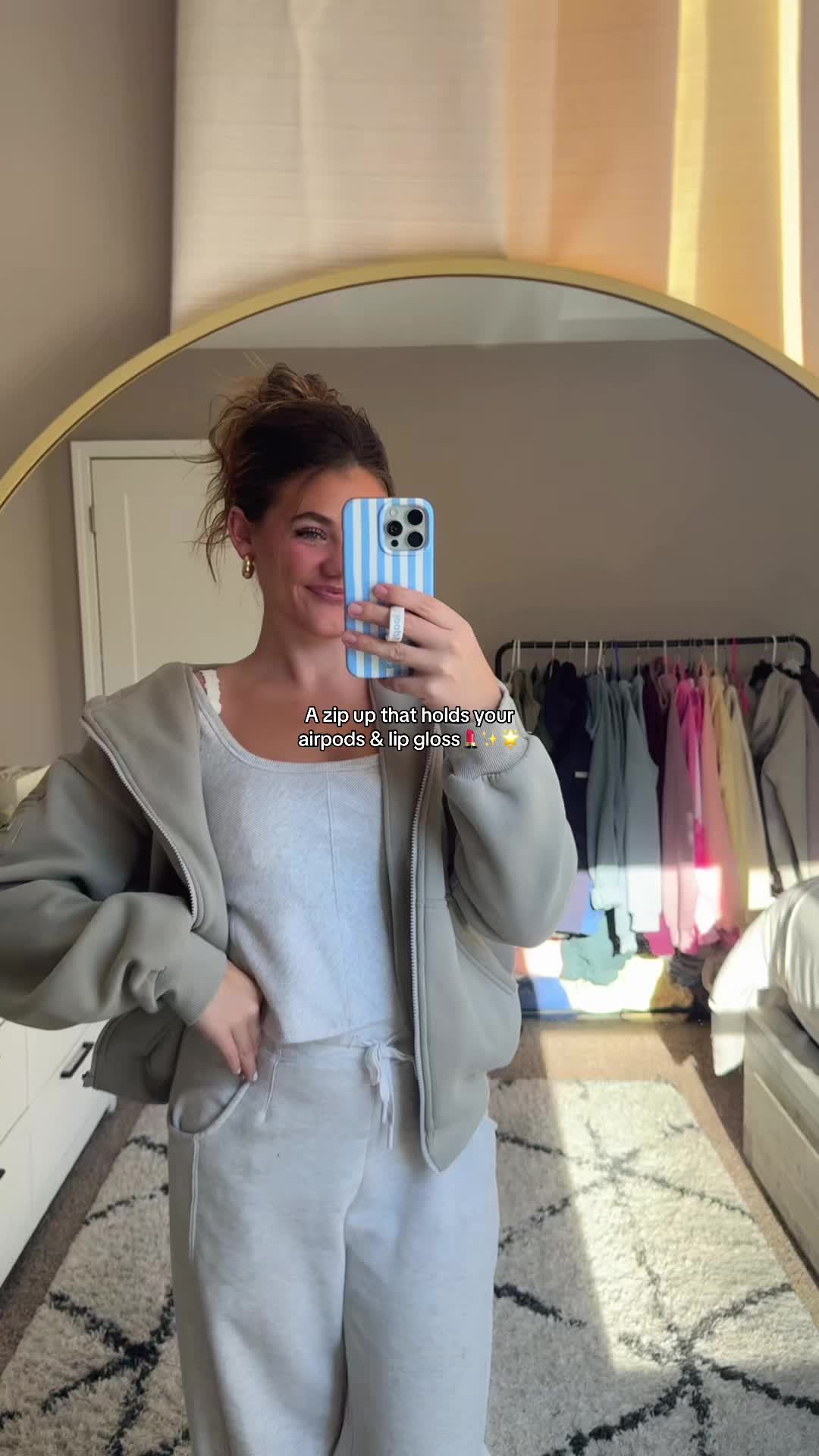 TikTok post by @marthaisley.ugc for Comfrt. Caption reads: AND HAS 7 POCKETS!! @Comfrt #outfitinspo....