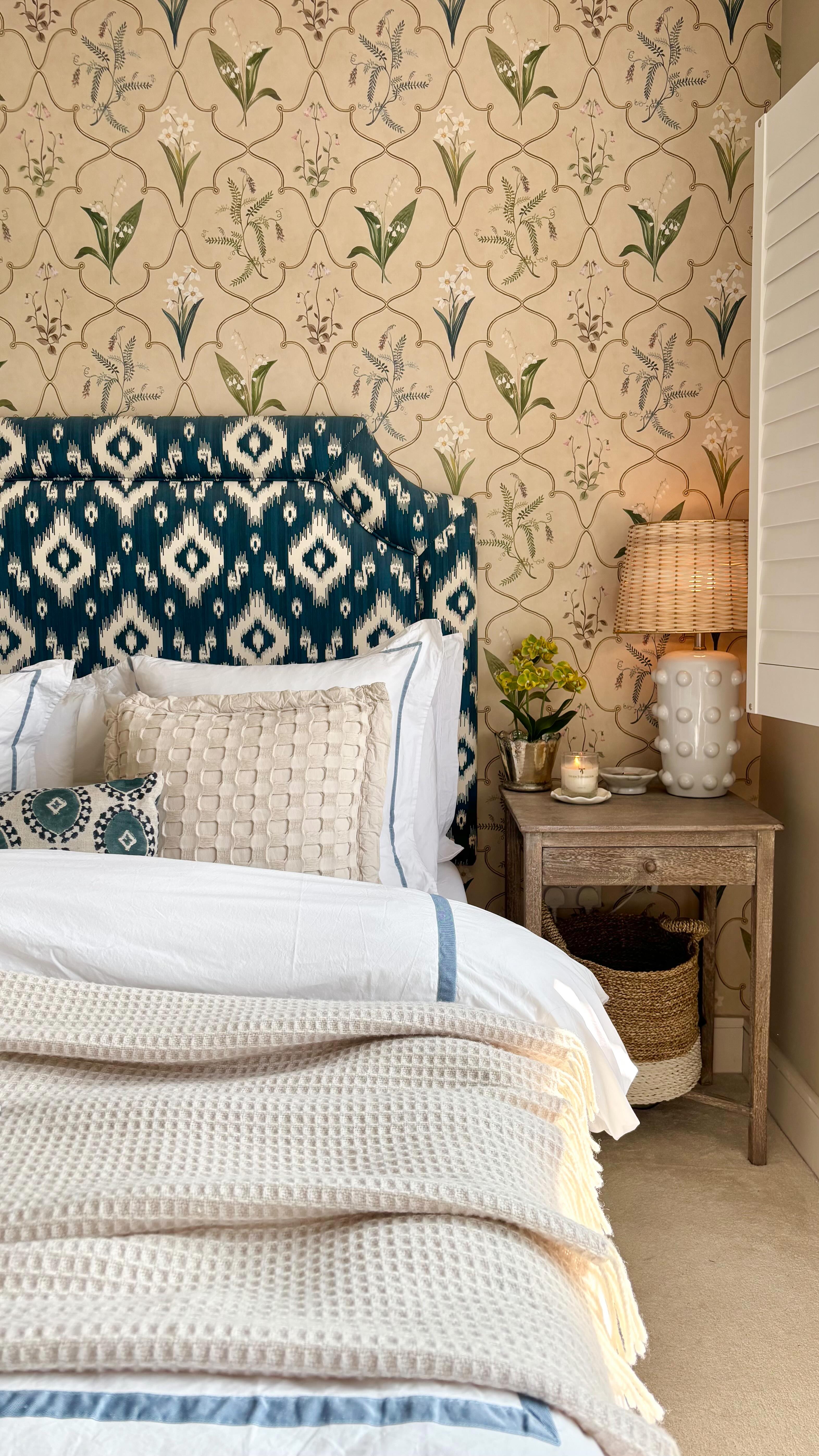 Instagram post by @roombyroomdublin for Sandberg Wallpaper. Caption reads: Wallpaper Reveal…

… ad| I have been so excited to....